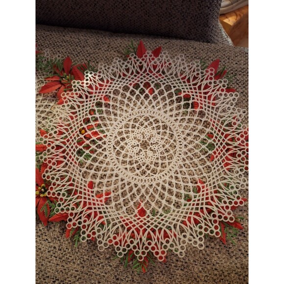 Christmas Plastic Doily Poinsettia Centerpieces 12” White 1950's Vtg LOT OF 2 - Picture 8 of 8